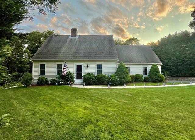 Property at 19 Windward Walk, Harwich, MA 02646, 4 beds, 2.5 baths