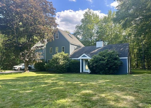 Property at 20 Meadow Brook Rd, Norwell, MA 02061, 4 beds, 3 baths