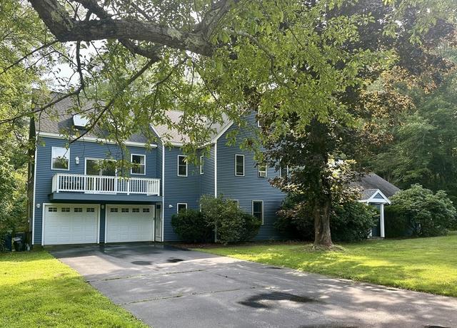 Property at 20 Meadow Brook Rd, Norwell, MA 02061, 4 beds, 3 baths