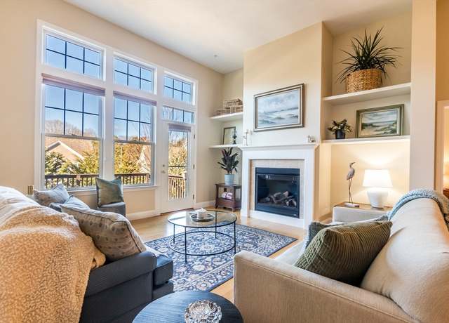 Property at 20 Twin Oaks Dr #20, Mashpee, MA 02649, 2 beds, 2 baths