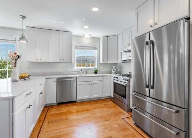 Property at 10 Allen Ct #3, Somerville, MA 02143, 2 beds, 2.5 baths