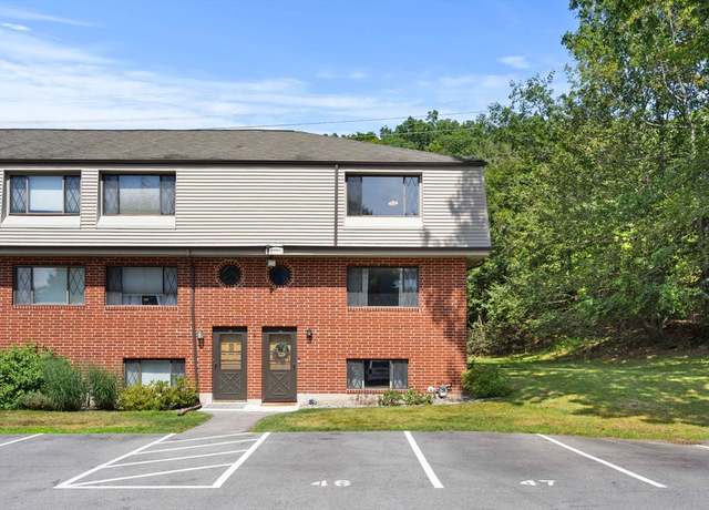Property at 404 Farrwood Dr #404, Haverhill, MA 01835, 2 beds, 2.5 baths