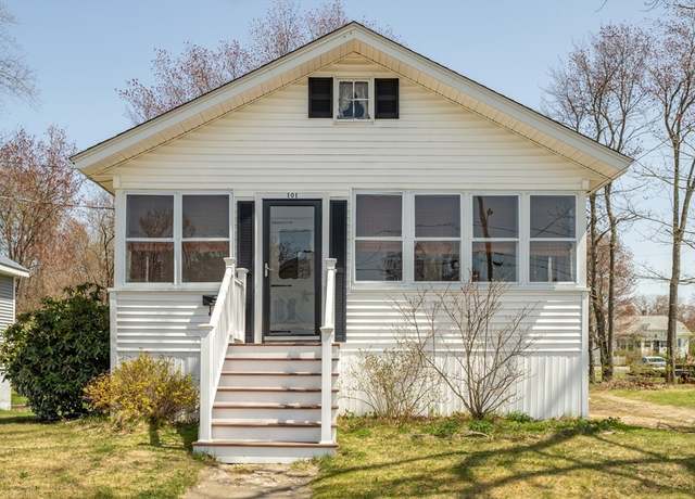 Property at 101 Euclid St, Gardner, MA 01440, 1 bed, 1 bath
