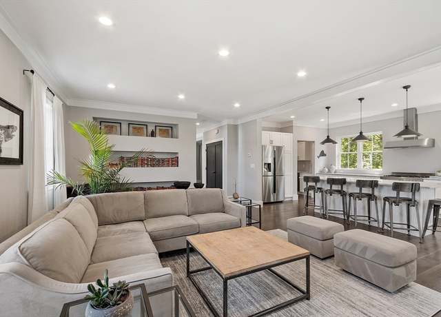 Property at 166 Greenwood Rd, Andover, MA 01810, 5 beds, 3.5 baths
