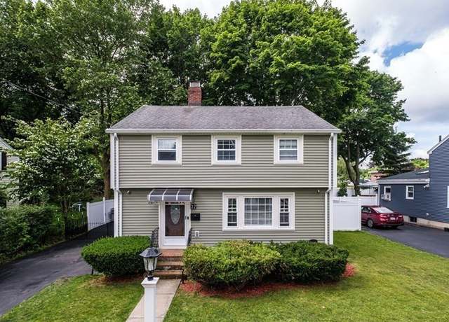 Photo of 32 Tufts Rd, Winchester, MA 01890