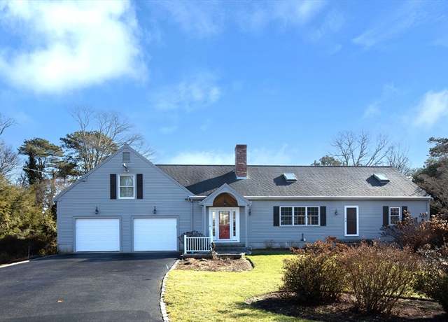 Property at 72 Lookout Rd, Yarmouth, MA 02675, 4 beds, 2.5 baths
