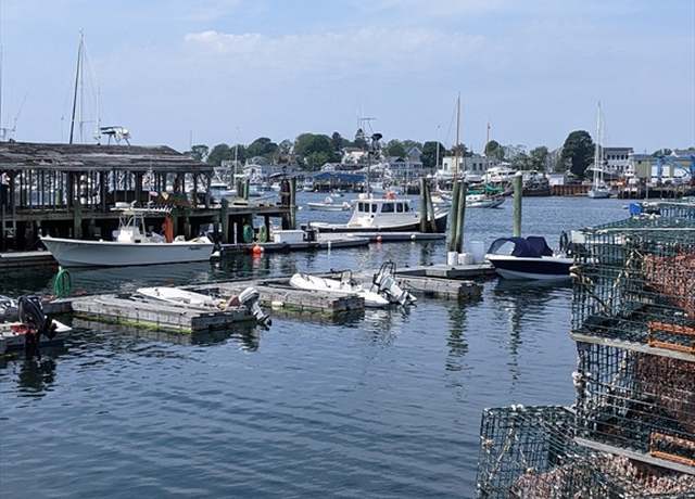 Property at 5 Pirates Ln Unit B, Gloucester, MA 01930, 1 bed, 1 bath