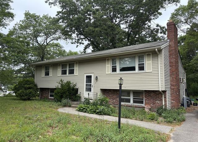 Property at 607 Turnpike St, Stoughton, MA 02072, 4 beds, 2 baths