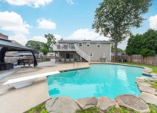 Property at 13 Westgate Rd, Framingham, MA 01701, 3 beds, 2 baths