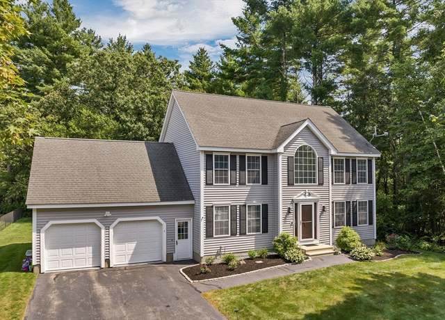 Property at 4 Sunblaze, Nashua, NH 03062, 4 beds, 3.5 baths