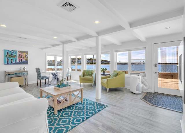 Property at 87 Fort Point Rd, Weymouth, MA 02191, 3 beds, 2 baths
