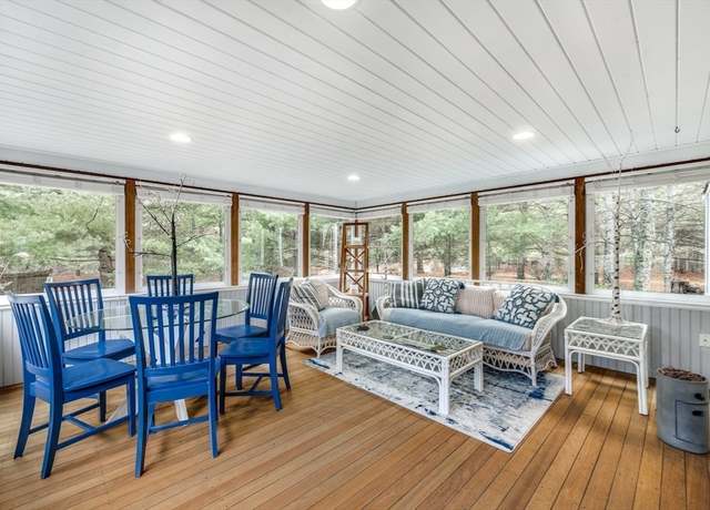 Property at 39 Popmunet Rd, Falmouth, MA 02536, 3 beds, 3.5 baths