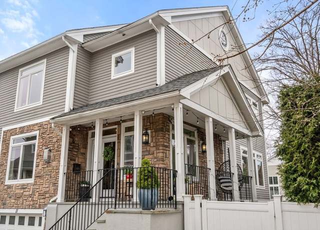 Property at 11 Carthay Cir #11, Newton, MA 02461, 4 beds, 3.5 baths