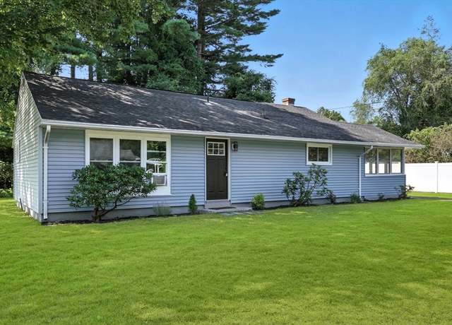 Property at 17 Pebble Mill Rd, Springfield, MA 01118, 3 beds, 1 bath