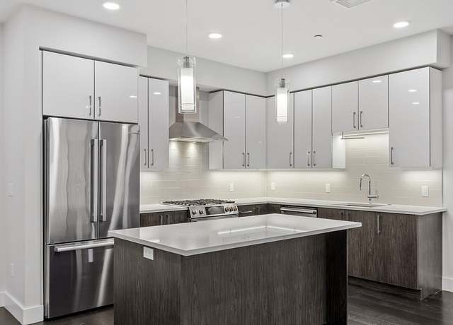 Property at 124 Highland Ave #304, Somerville, MA 02143, 2 beds, 2 baths