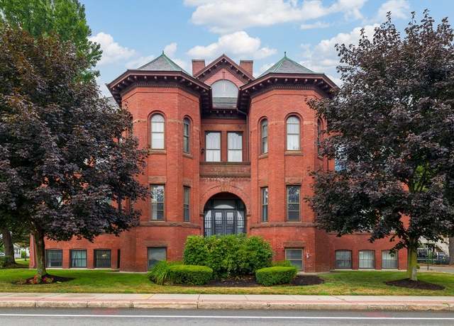 Property at 321 Plantation St Unit G-3, Worcester, MA 01604, 2 beds, 2 baths