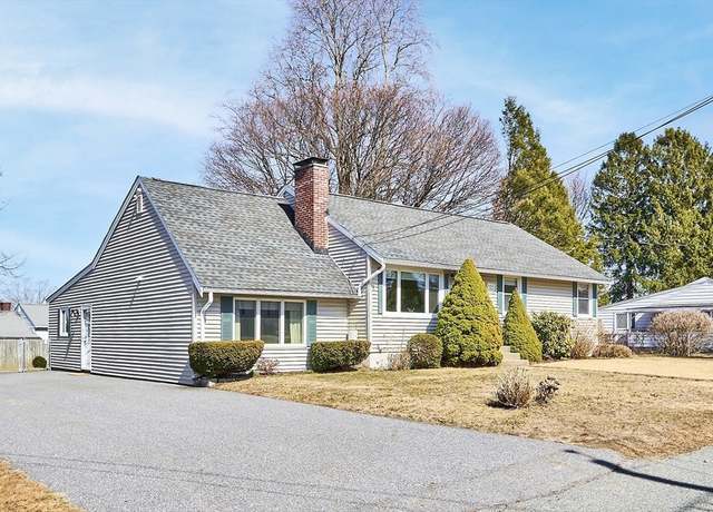 Property at 59 Porter Rd, Marlborough, MA 01752, 3 beds, 1 bath