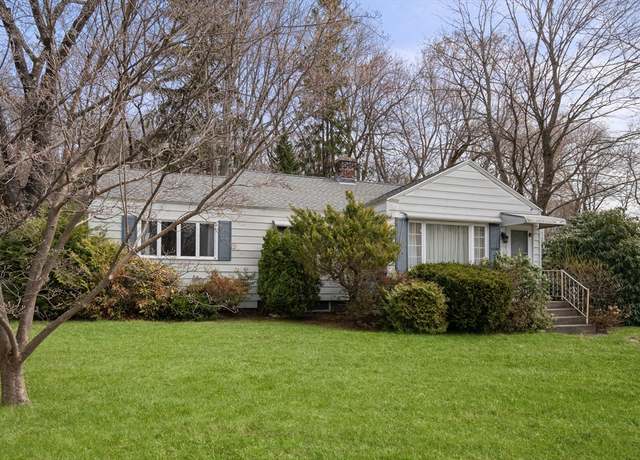 Property at 165 S Flagg St, Worcester, MA 01602, 2 beds, 1.5 baths