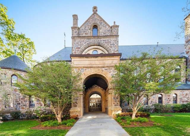 Property at 90 Park St #24, Brookline, MA 02446, 2 beds, 2.5 baths