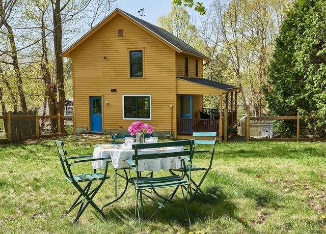 Property at 36 Castle Ln, Great Barrington, MA 01230, 2 beds, 1 bath