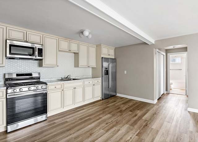 Property at 100 Magnolia Ave #26, Lynn, MA 01904, 1 bed, 1 bath