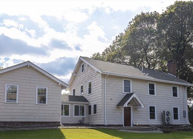 Property at 13 Westland Ter, Haverhill, MA 01830, 5 beds, 3.5 baths