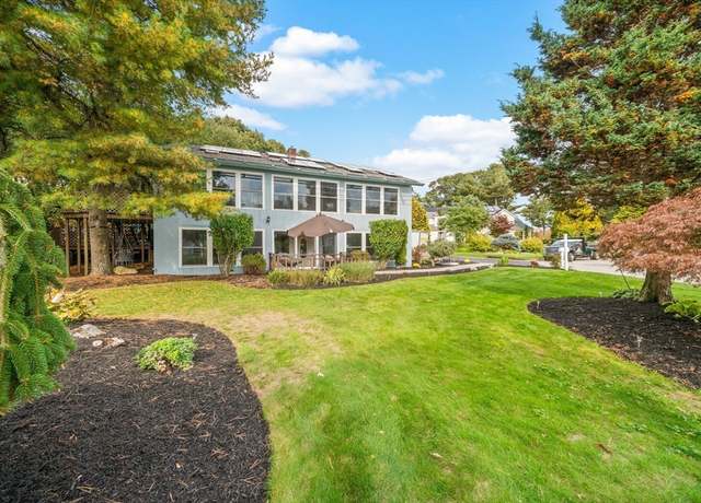 Property at 38 Apple Orchard Ln, Seekonk, MA 02771, 4 beds, 3 baths