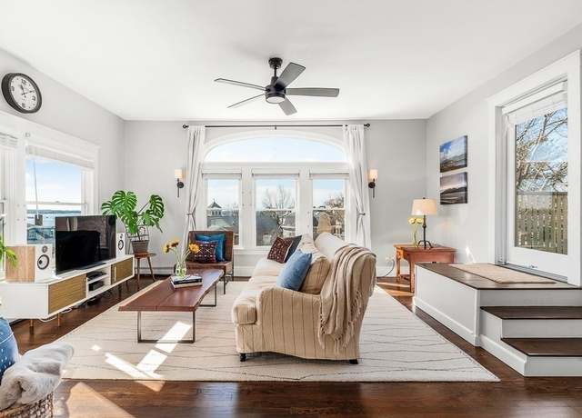 Property at 5 Babson St #2, Gloucester, MA 01930, 2 beds, 2 baths