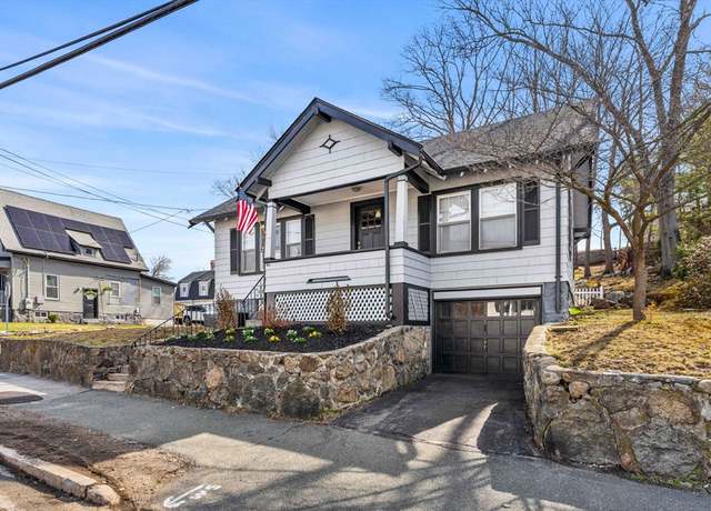 Property at 251 Lynnfield, Lynn, MA 01904, 4 beds, 1 bath