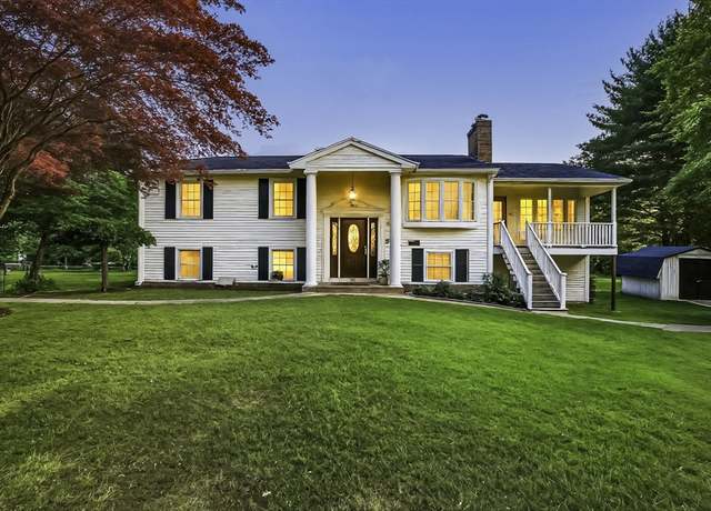 Property at 16 Mohawk St, Bellingham, MA 02019, 4 beds, 2 baths