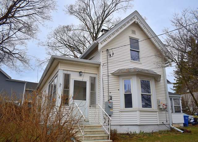 Property at 4 Eaton Pl, Leominster, MA 01453, 3 beds, 1.5 baths