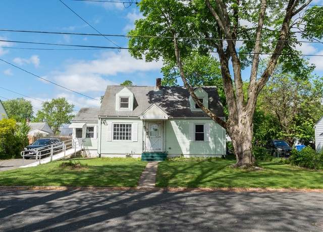 Property at 78 Massreco St, Springfield, MA 01109, 4 beds, 1.5 baths