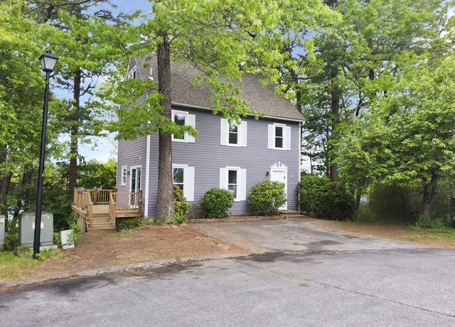 Property at 31 Harvard Ct, Dracut, MA 01826, 3 beds, 1.5 baths