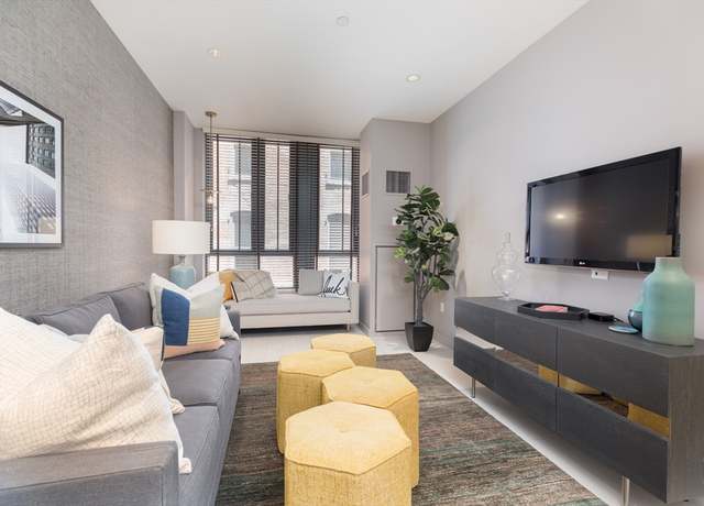 Property at 346 Congress St #204, Boston, MA 02110, 1 bath