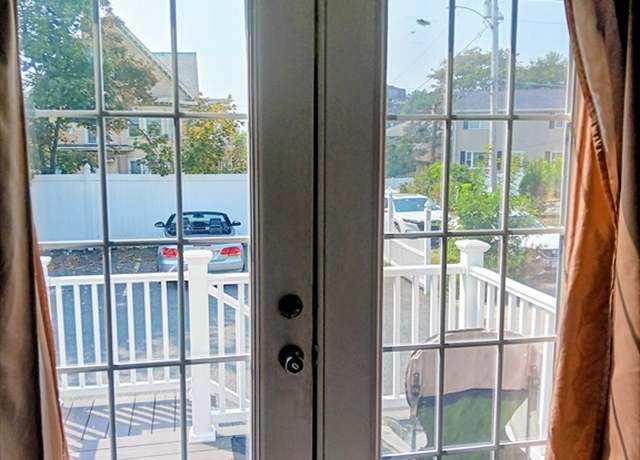 Property at 21 Atlantic Ter #1, Lynn, MA 01902, 3 beds, 2.5 baths