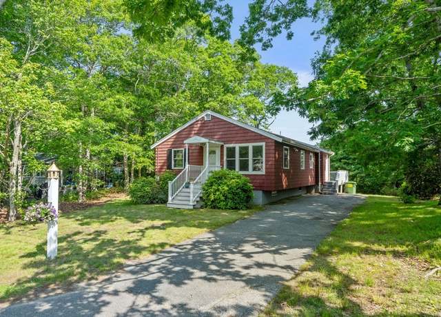 Property at 25 Florence St, Plymouth, MA 02360, 3 beds, 1 bath