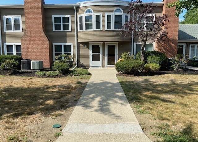 Property at 75 Page Rd #20, Bedford, MA 01730, 2 beds, 2.5 baths