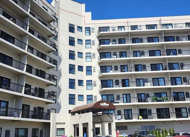 Property at 133 Commander Shea Blvd #406, Quincy, MA 02171, 1 bed, 1 bath