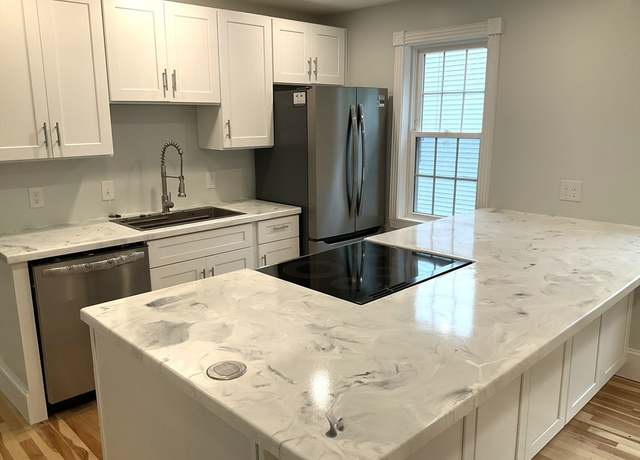 Property at 165 Baker St, Gardner, MA 01440, 5 beds, 2 baths