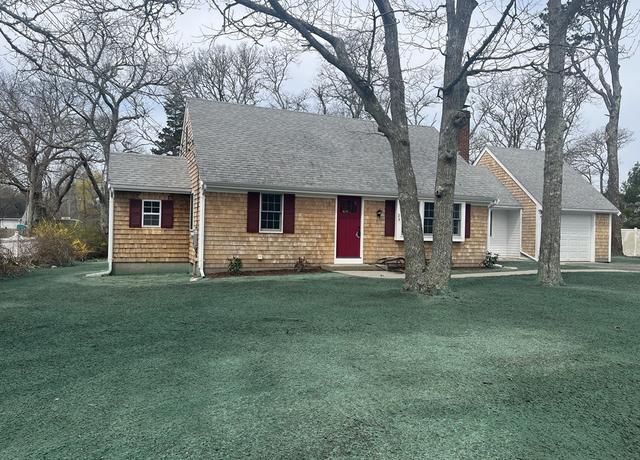Property at 23 Town Hall Ave, Yarmouth, MA 02664, 4 beds, 3 baths