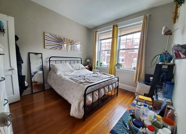 Property at 318 Summit Ave #8, Boston, MA 02135, 3 beds, 1 bath