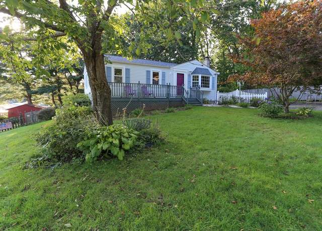 Photo of 130 Finch Rd, Springfield, MA 01119