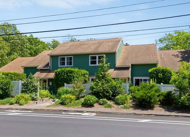 Property at 29 1st St Unit C, Salem, MA 01970, 3 beds, 2.5 baths