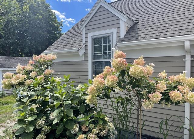Property at 113 Briarwood Ave, Barnstable, MA 02601, 3 beds, 2 baths
