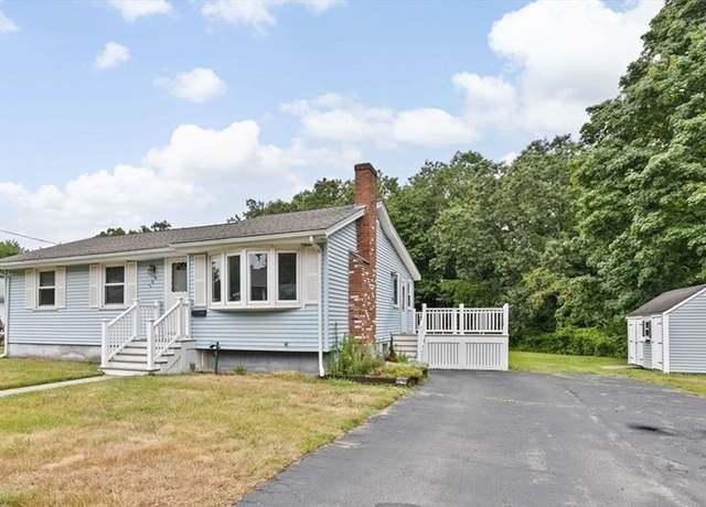 Property at 109 Lincoln Rd, Rockland, MA 02370, 3 beds, 1 bath