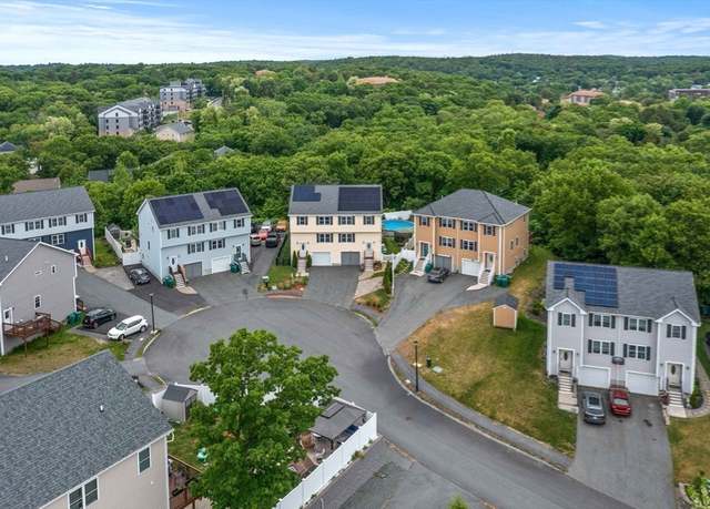 Property at 29 Glen Ct #1, Lynn, MA 01905, 3 beds, 2.5 baths