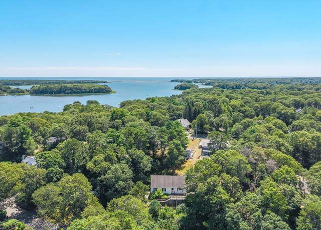 Property at 20 Mutiny Way, Mashpee, MA 02649, 3 beds, 2 baths