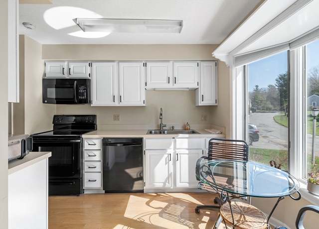 Property at 4603 Deerfield Cir #4603, Peabody, MA 01960, 2 beds, 1.5 baths