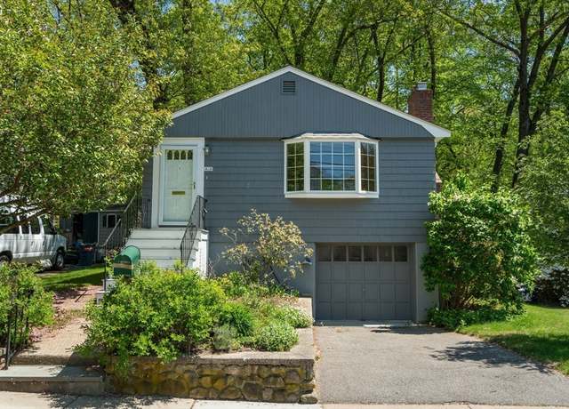 Property at 44 Hackensack Rd, Boston, MA 02467, 3 beds, 1 bath