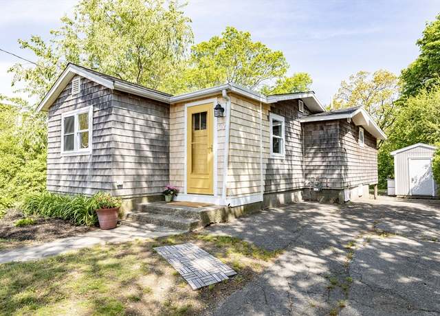 Property at 37 Raleigh Rd, Weymouth, MA 02189, 2 beds, 1 bath
